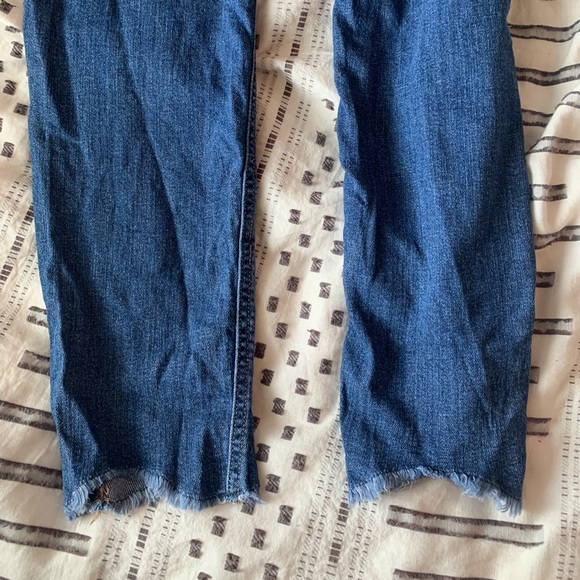 Mid rise Ripped Jeans - Picture 4 of 5